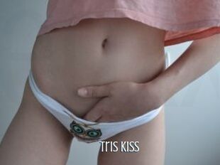 Tris_kiss