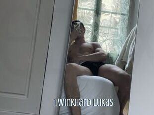 TwinkHard_Lukas