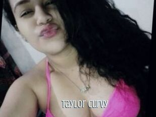 Taylor_curvy