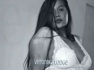 Veronika_Lodge