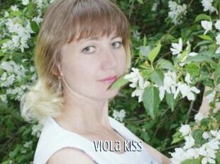 Viola_Kiss_